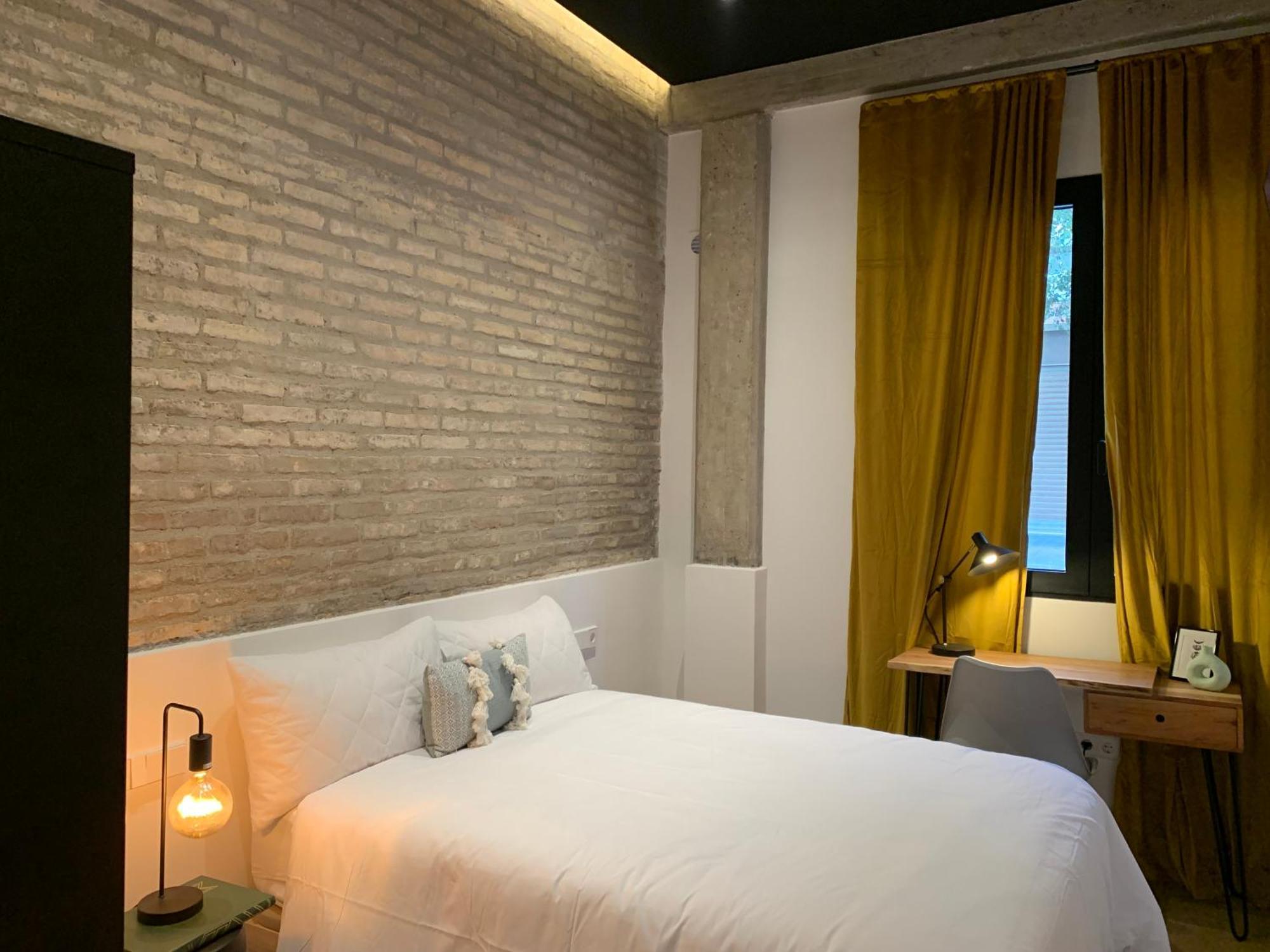 La Reina Beach Rooms Valensiya Dış mekan fotoğraf