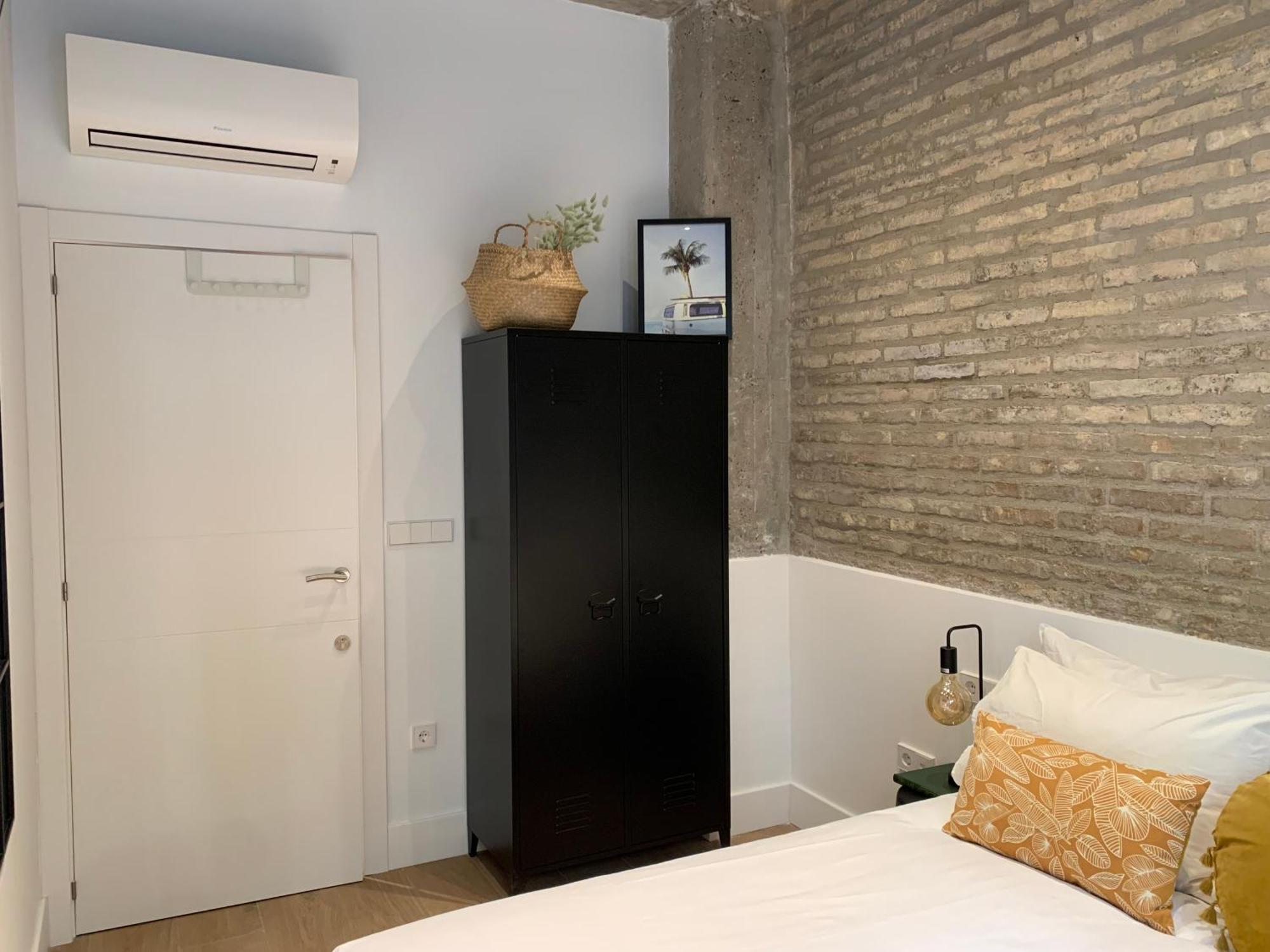 La Reina Beach Rooms Valensiya Dış mekan fotoğraf