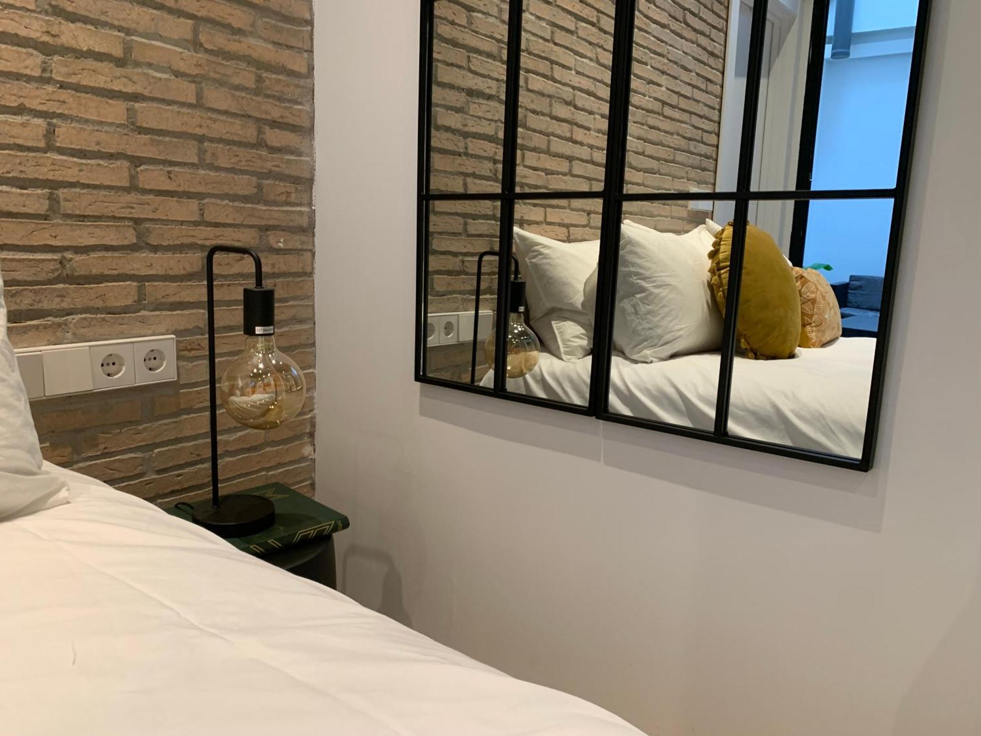 La Reina Beach Rooms Valensiya Dış mekan fotoğraf