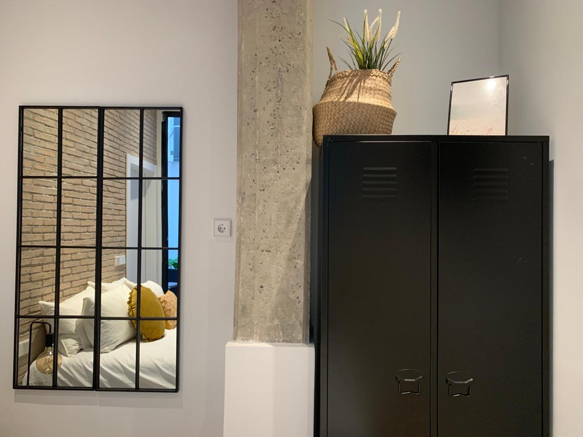 La Reina Beach Rooms Valensiya Dış mekan fotoğraf
